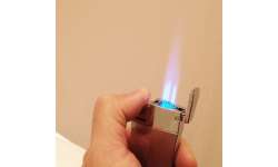 Briquet triple jet Chrome avec perce cigare
