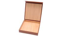 Etui à cigarillos en cuir marron